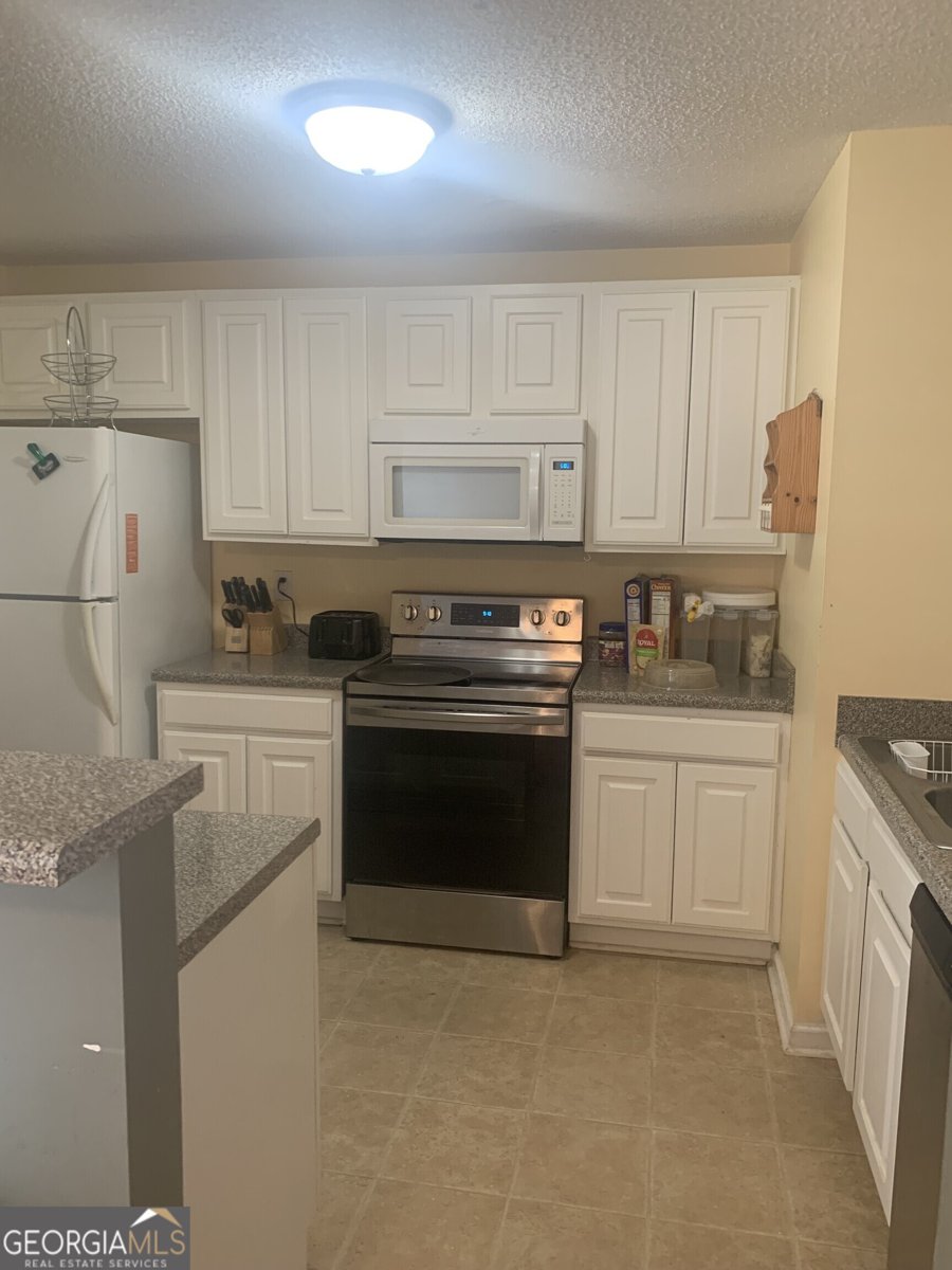 123 Chastain Circle Newnan - 4