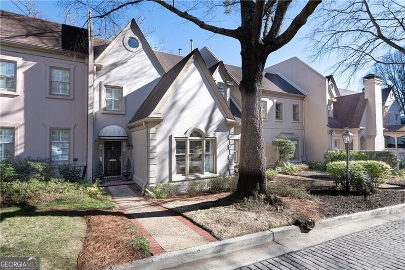 2525 Peachtree Road Atlanta - 1