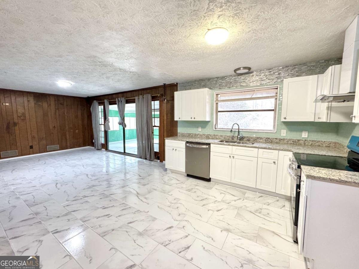 6553 Meadowbrook Lane Morrow - 16