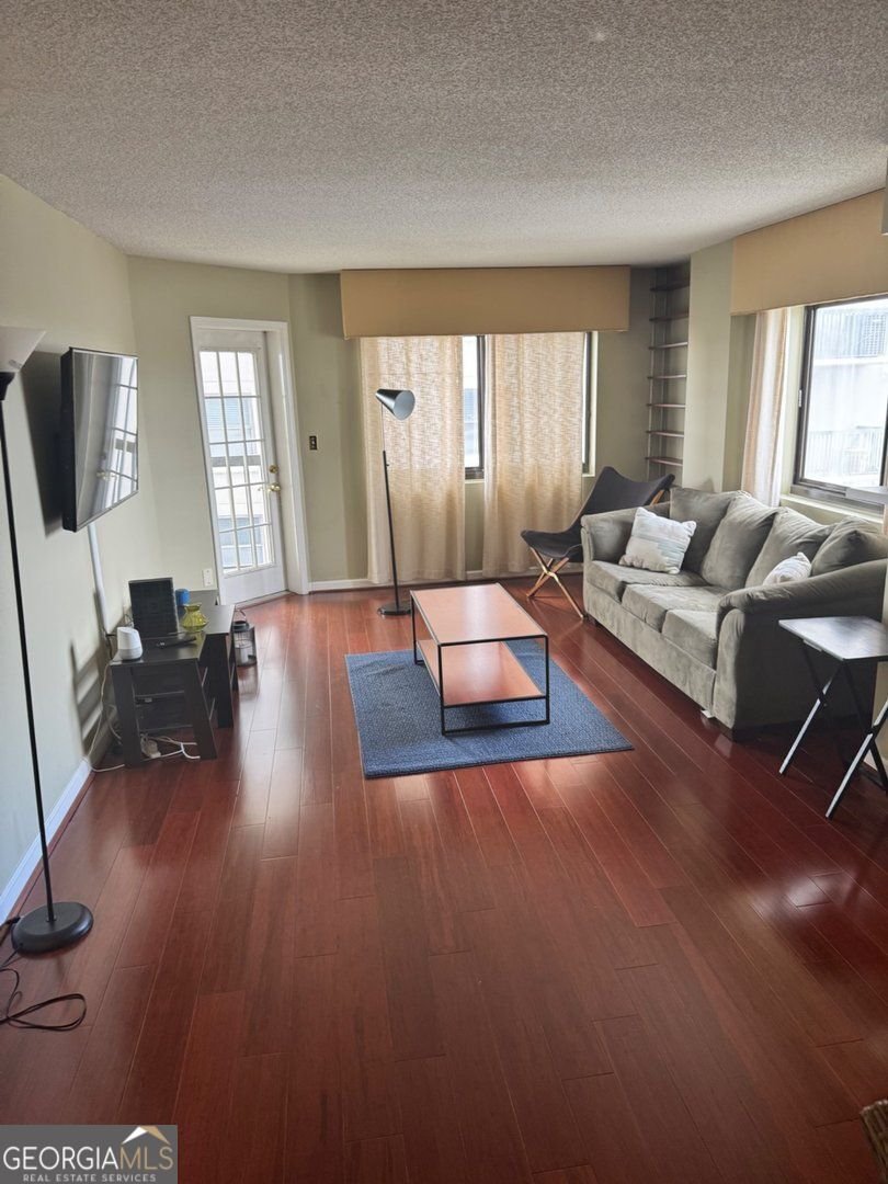 795 HAMMOND Drive Sandy Springs - 4