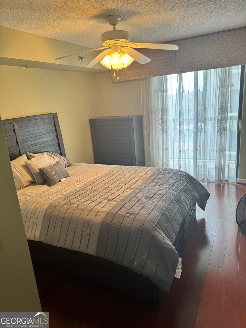 795 HAMMOND Drive Sandy Springs - 8