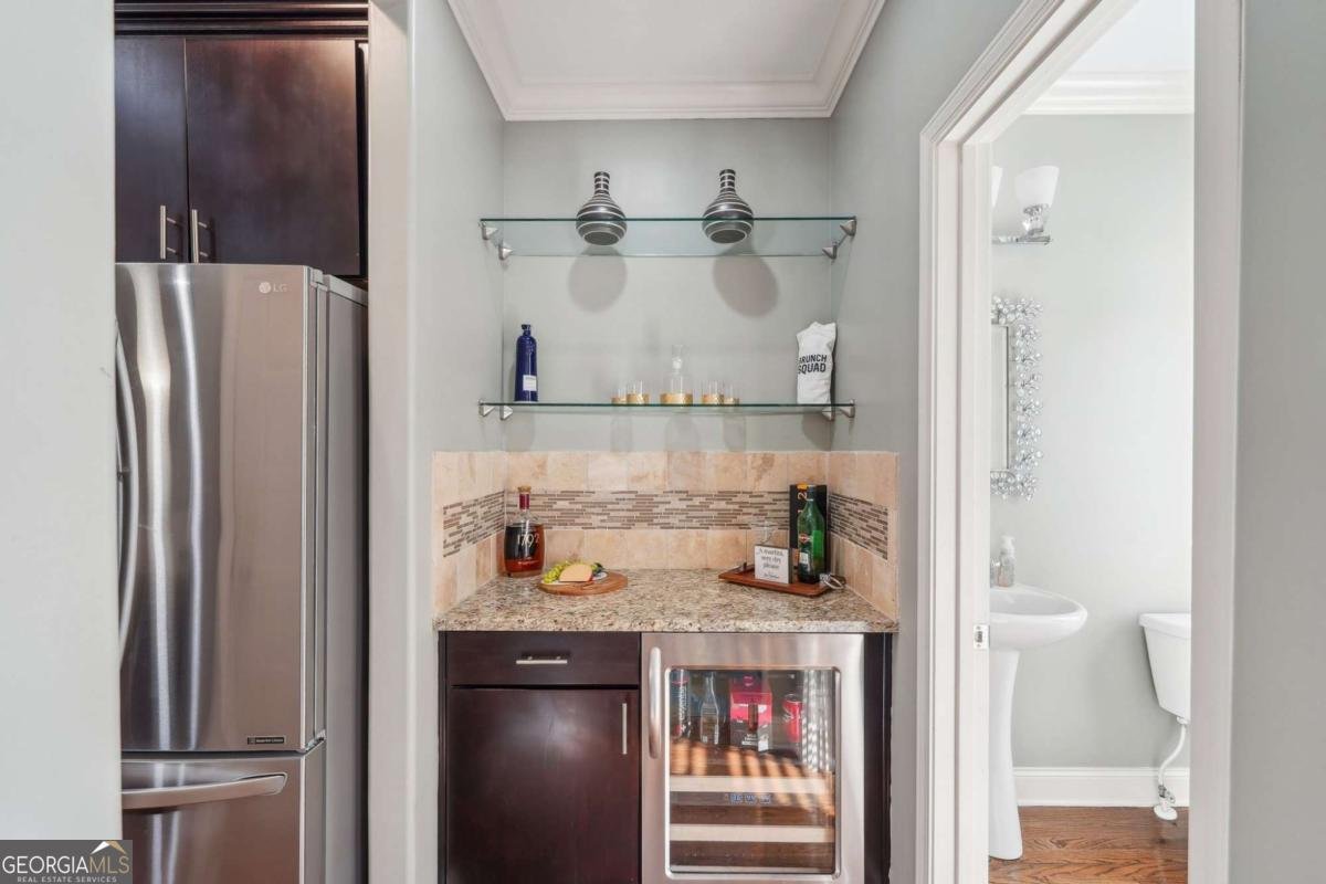 255 Southerland Terrace Atlanta - 13