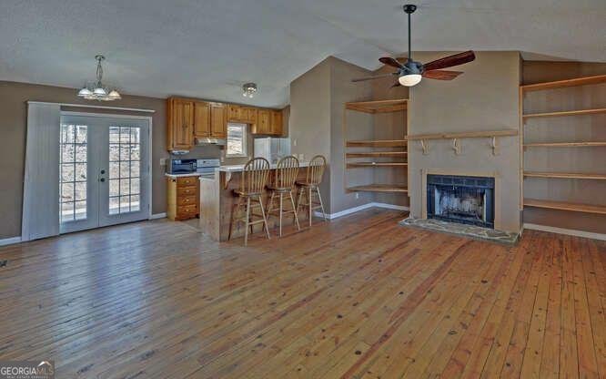 150 HARDWOOD Drive Cleveland - 22