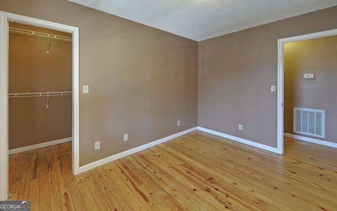 150 HARDWOOD Drive Cleveland - 37