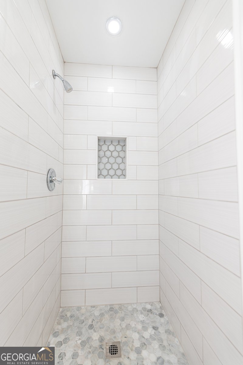 107 Sun Valley Drive Macon - 34