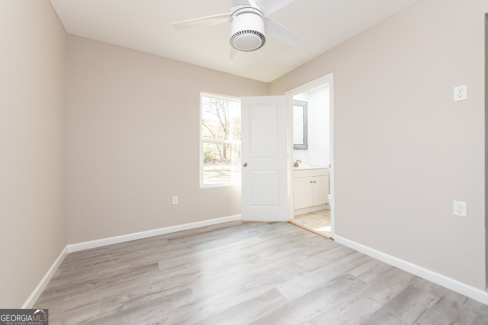107 Sun Valley Drive Macon - 40