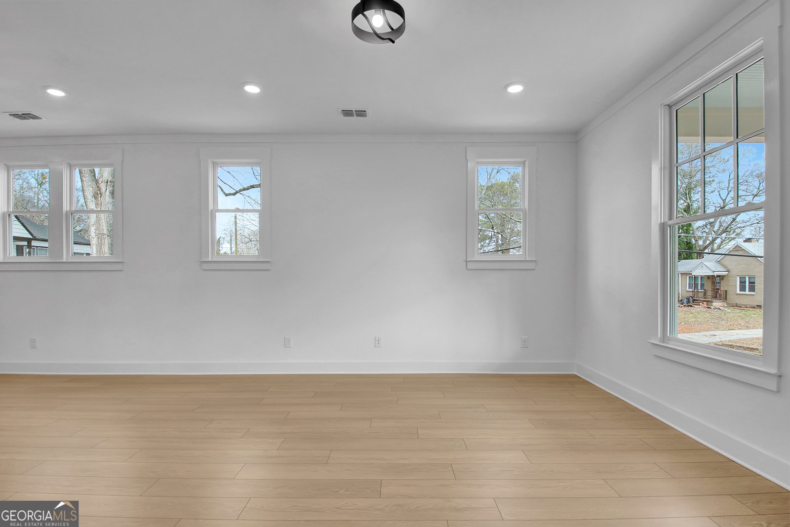 3163 Old Jonesboro Road Hapeville - 10