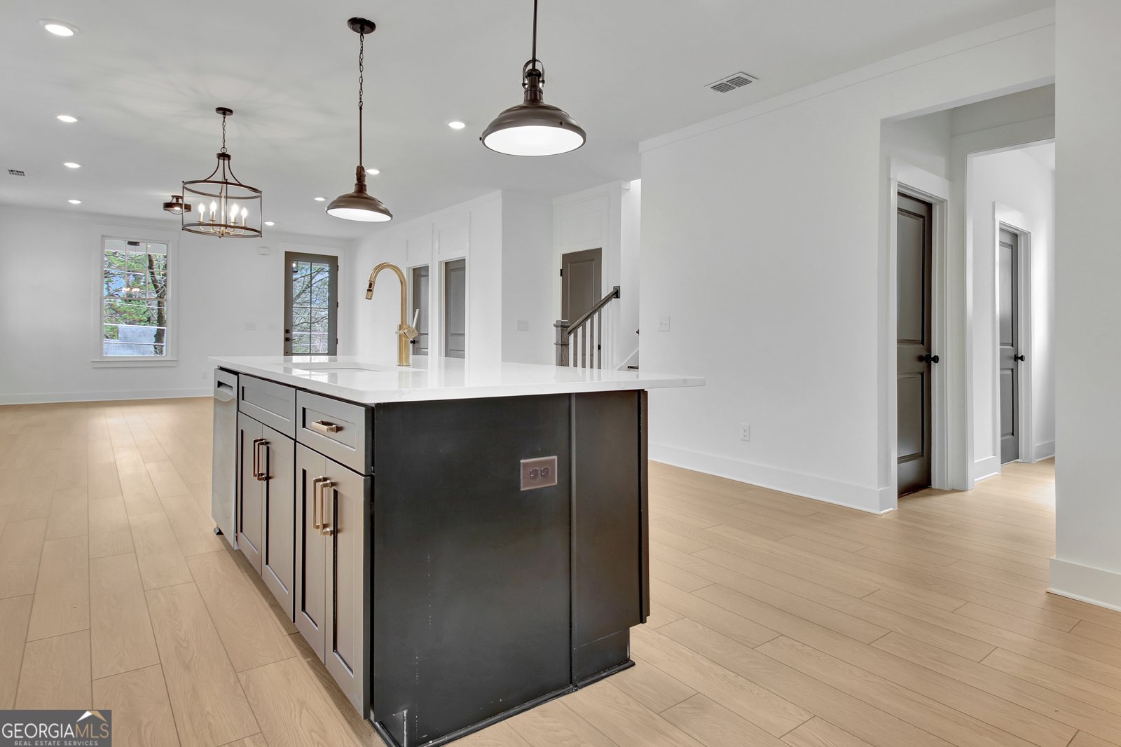 3163 Old Jonesboro Road Hapeville - 24