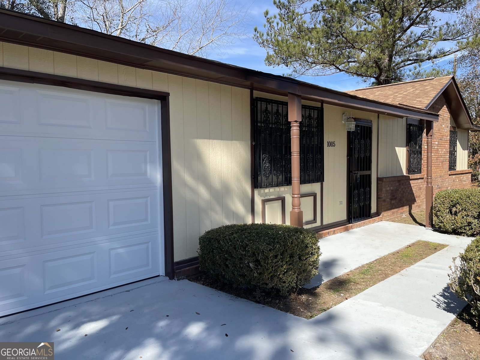 1005 HOBSON Street Albany - 3