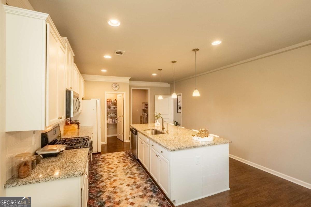 520 Belaire Drive Winder - 22
