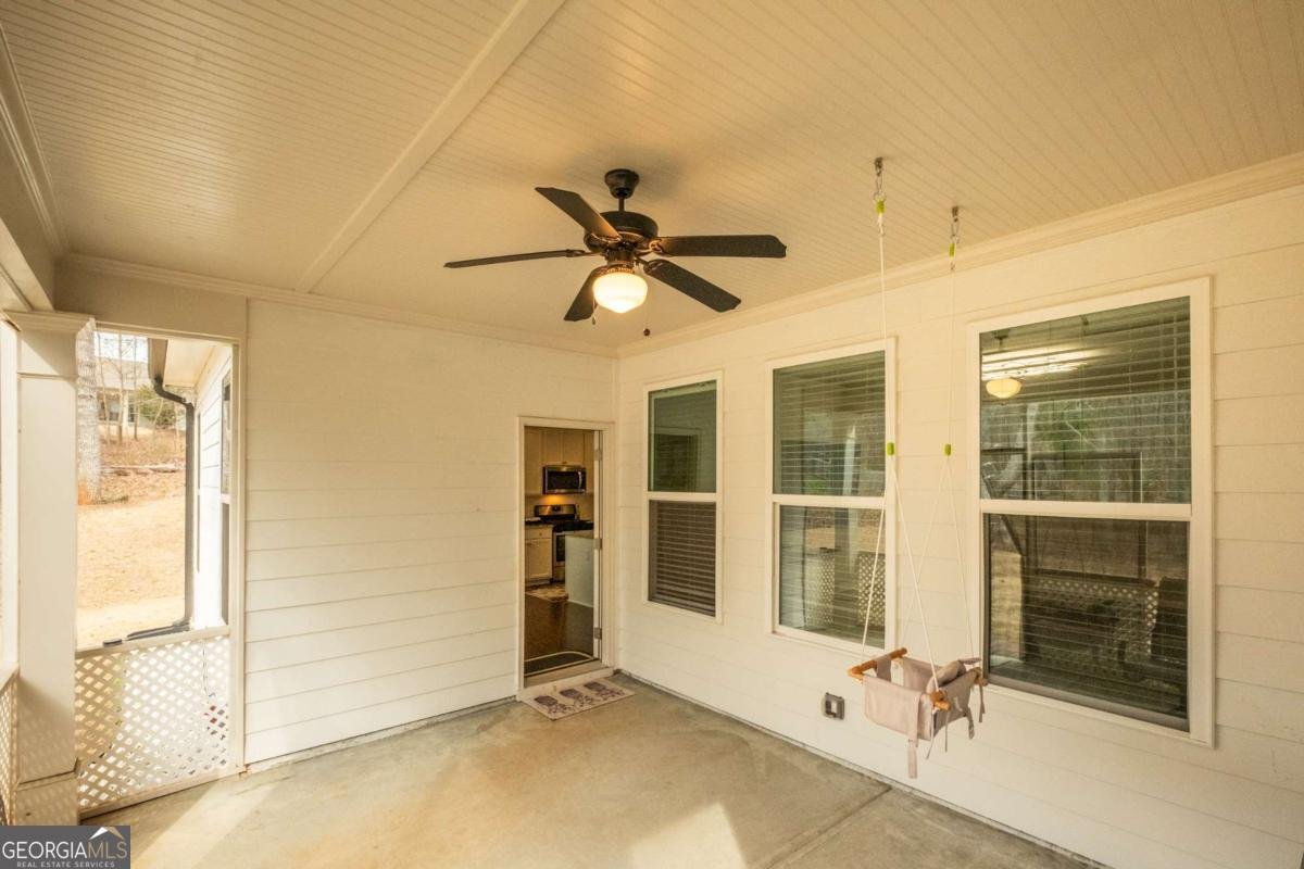 520 Belaire Drive Winder - 33