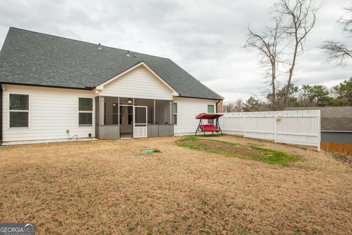 520 Belaire Drive Winder - 5