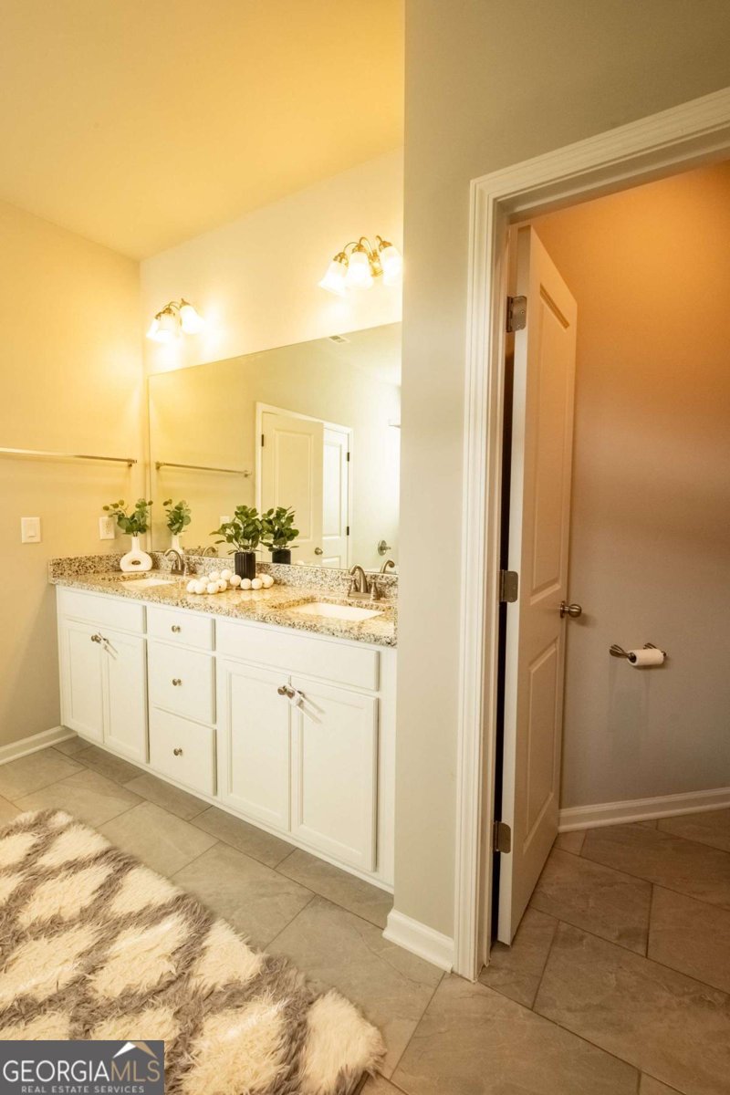 520 Belaire Drive Winder - 66
