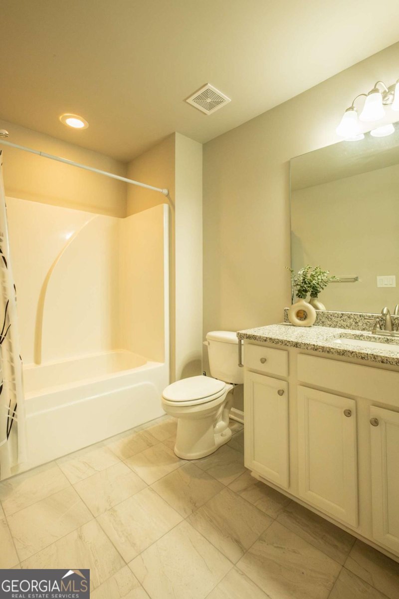 520 Belaire Drive Winder - 83