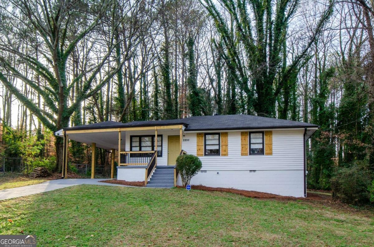 2895 Akron Street Atlanta - 2
