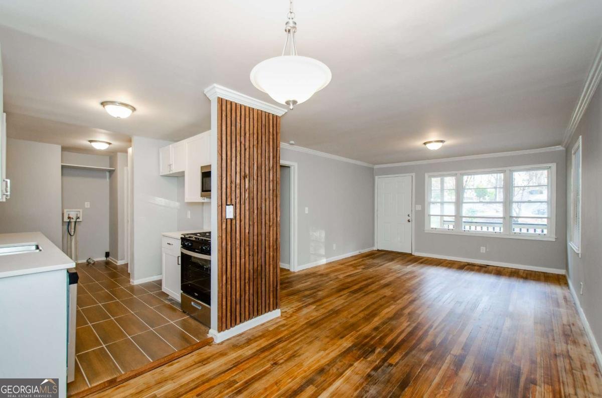 2895 Akron Street Atlanta - 8