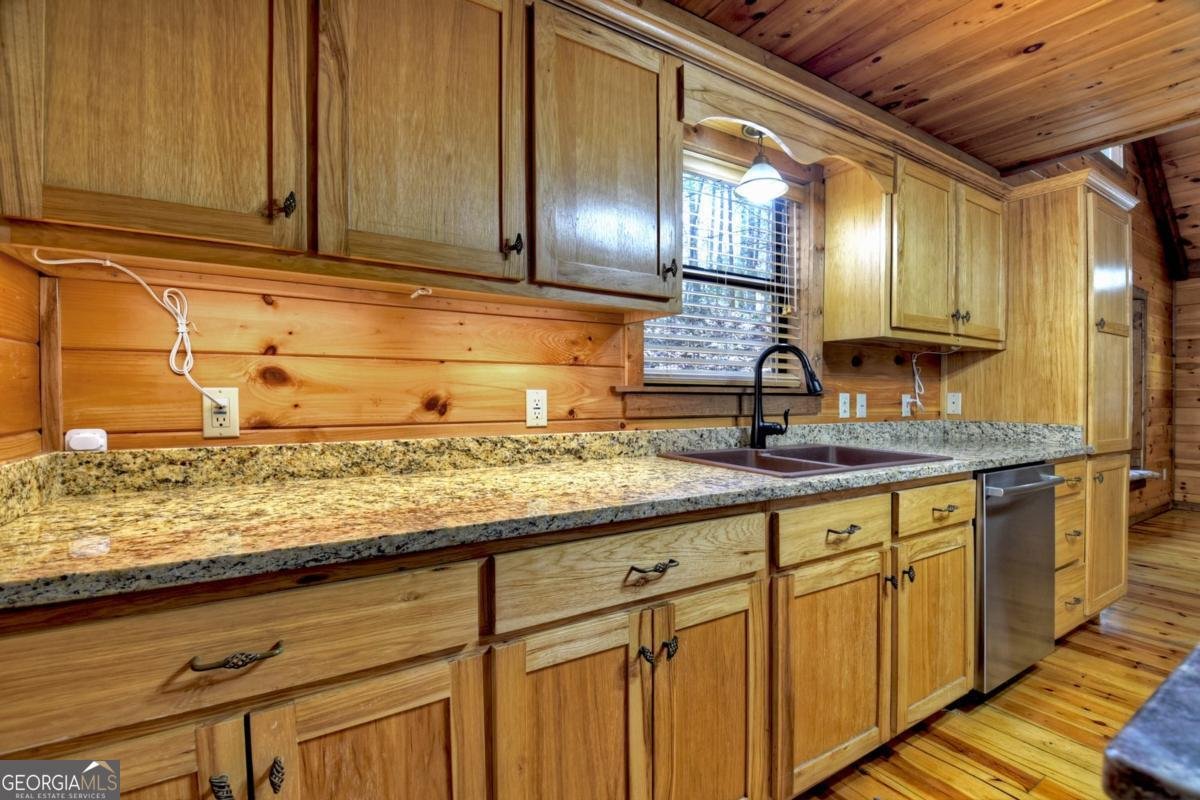 99 Cedar Ridge Road Cherry Log - 15