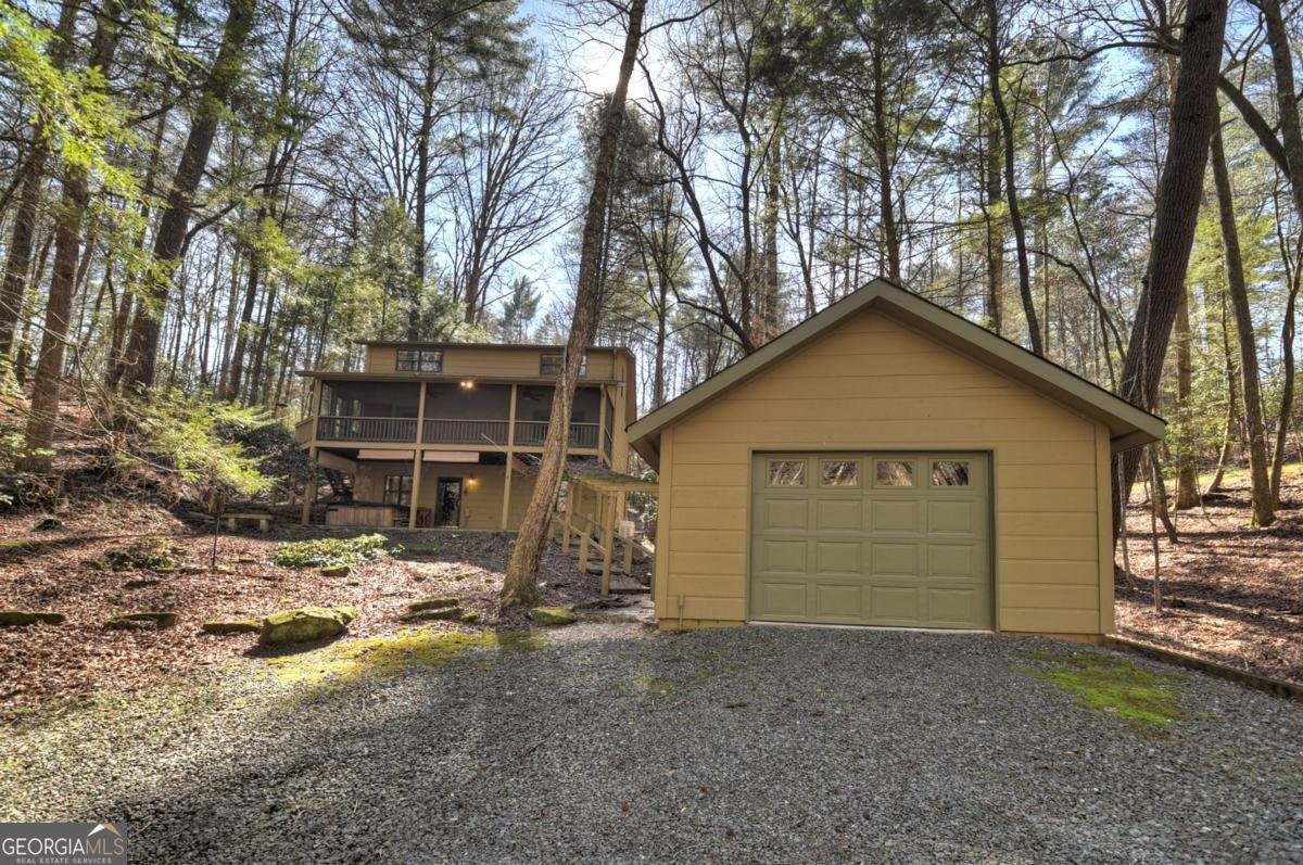 99 Cedar Ridge Road Cherry Log - 48