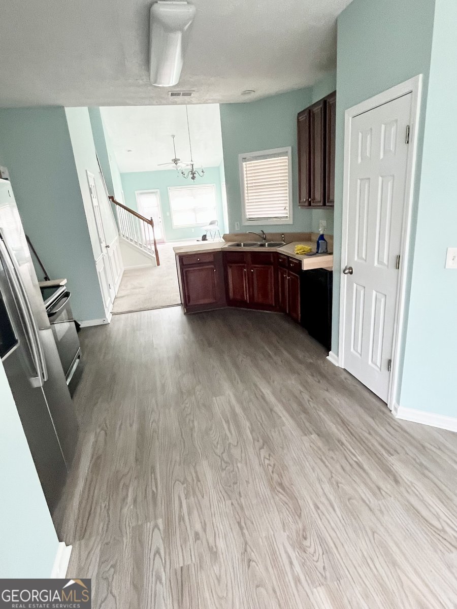 2555 Flat Shoals Road Atlanta - 4