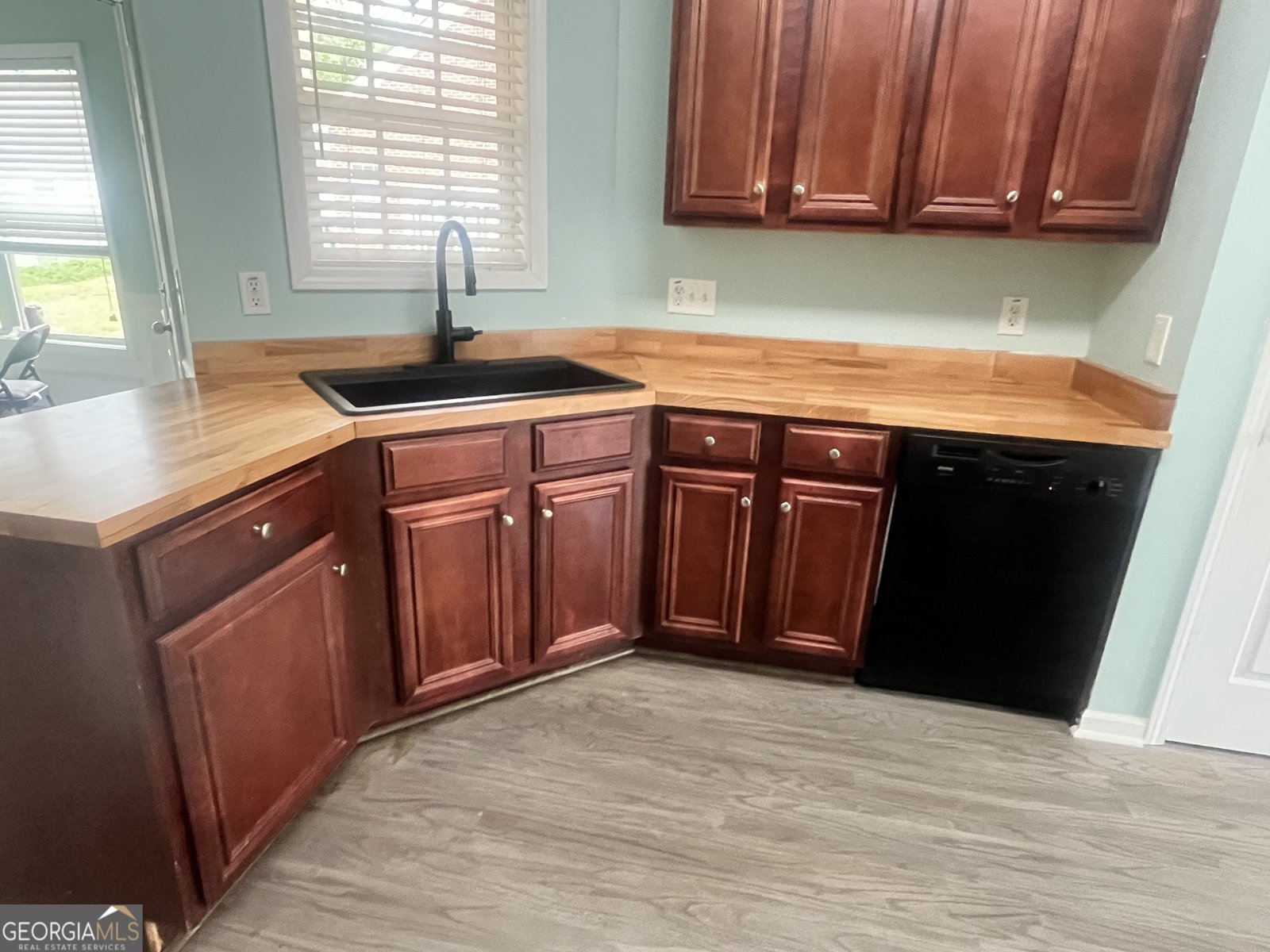 2555 Flat Shoals Road Atlanta - 6