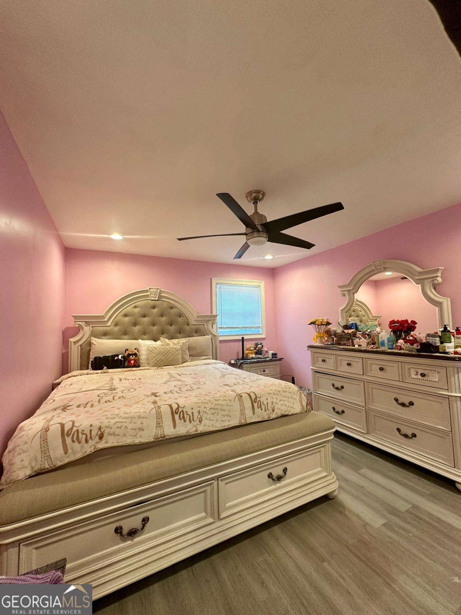 172 SCARSDALE Drive Riverdale - 13