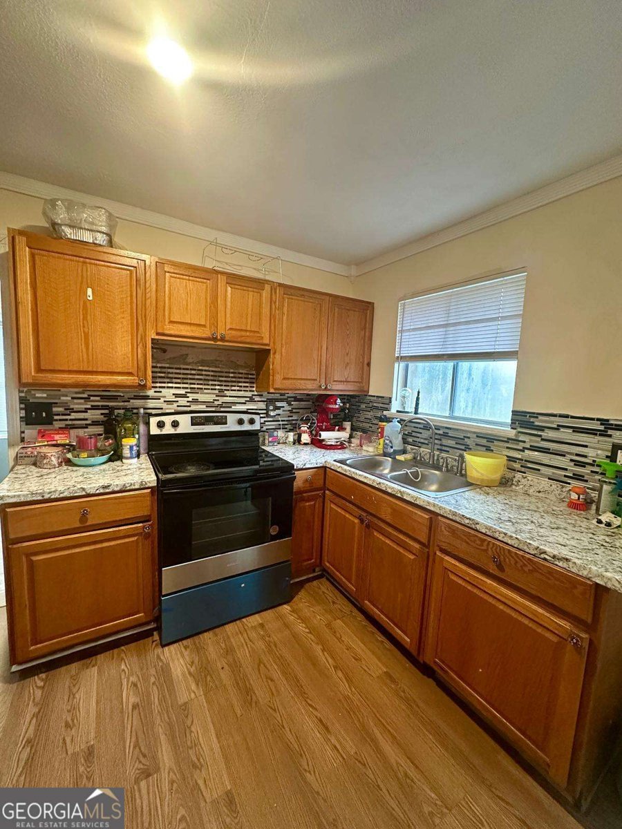 172 SCARSDALE Drive Riverdale - 7