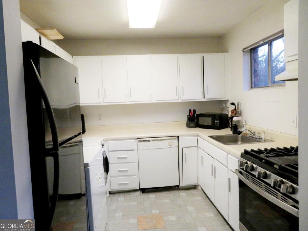5586 Kingsport Drive Atlanta - 14