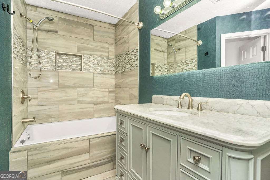 6323 Wedgeview Drive Tucker - 19