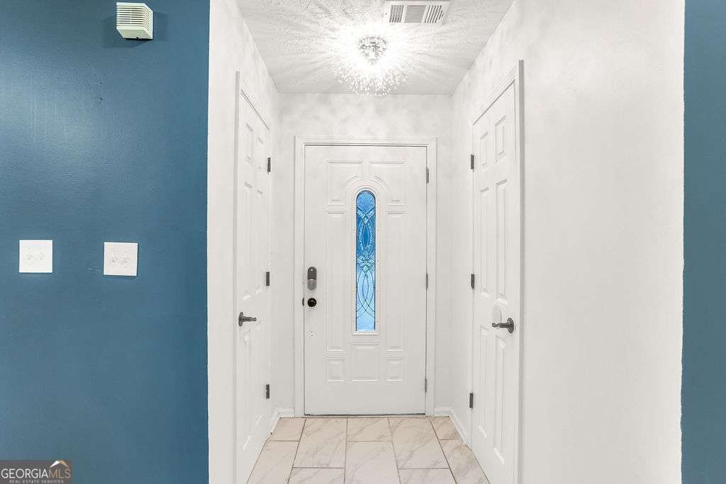 6323 Wedgeview Drive Tucker - 3