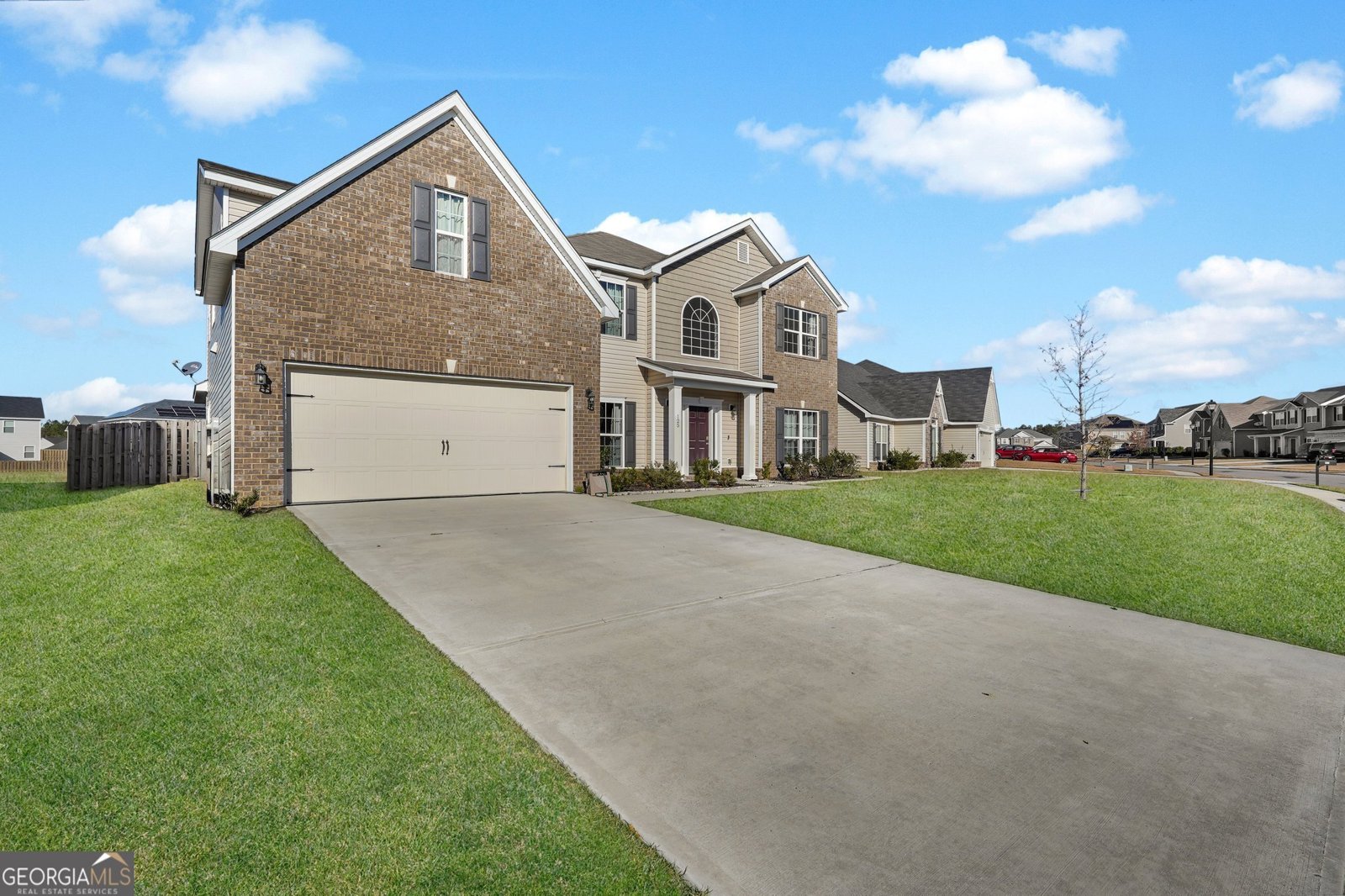 125 Grimsby Road Savannah - 1