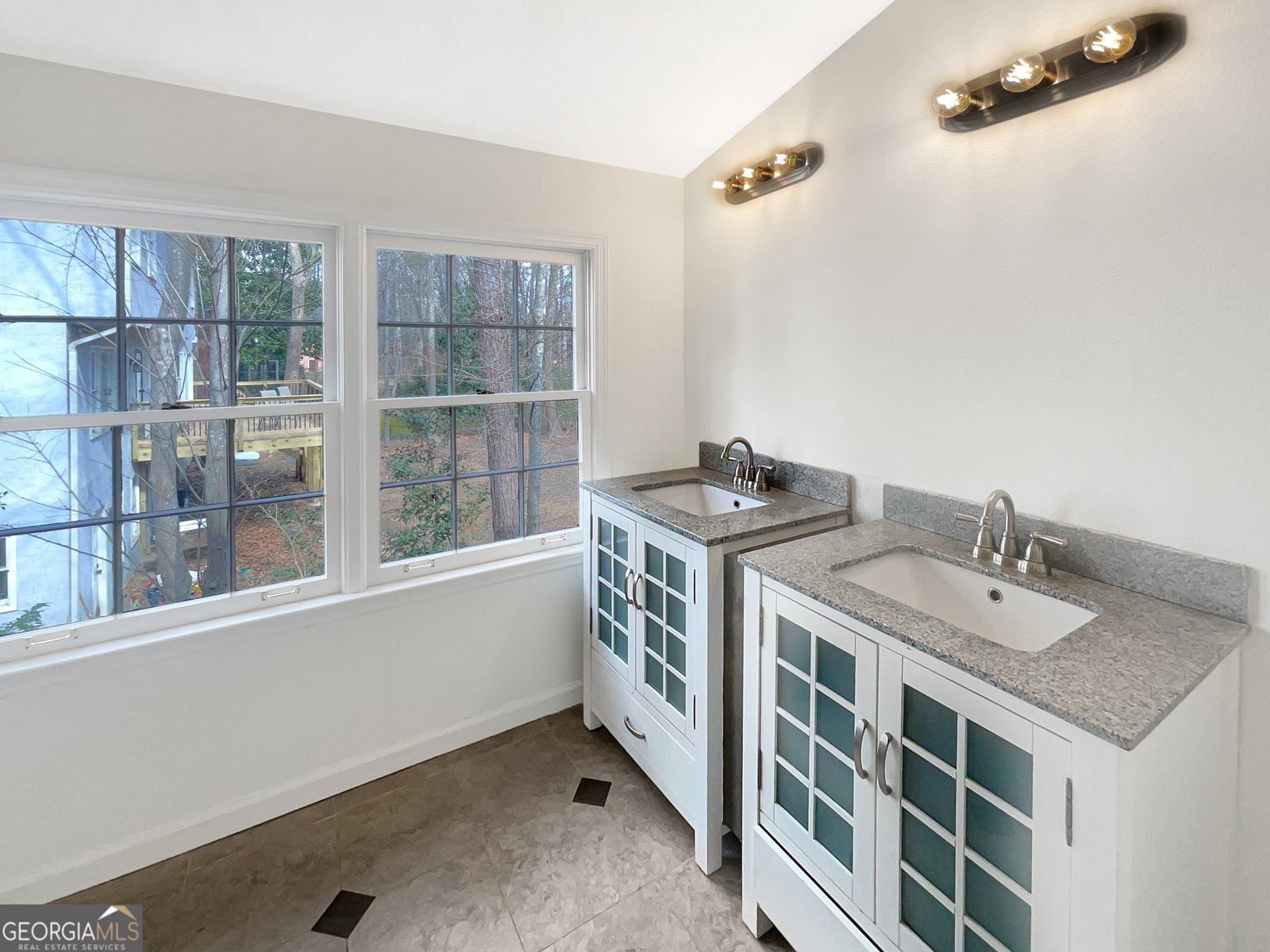 7040 Northgreen Drive Sandy Springs - 28