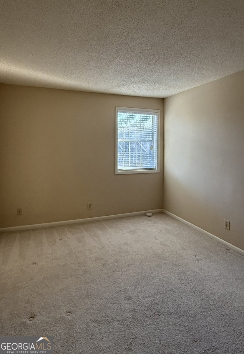 6900 Roswell Road Atlanta - 27