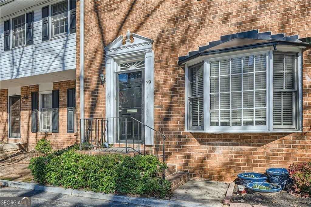 6520 Roswell Road Sandy Springs - 1