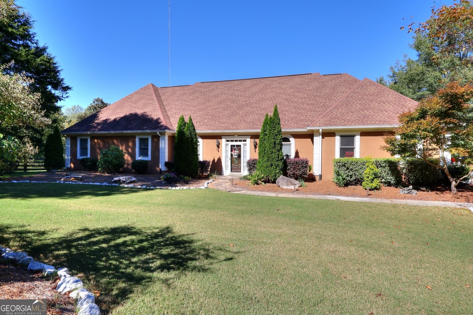 3889 Pineybrook Drive Loganville - 1