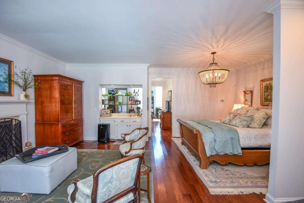 2901 Club Place Gainesville - 22