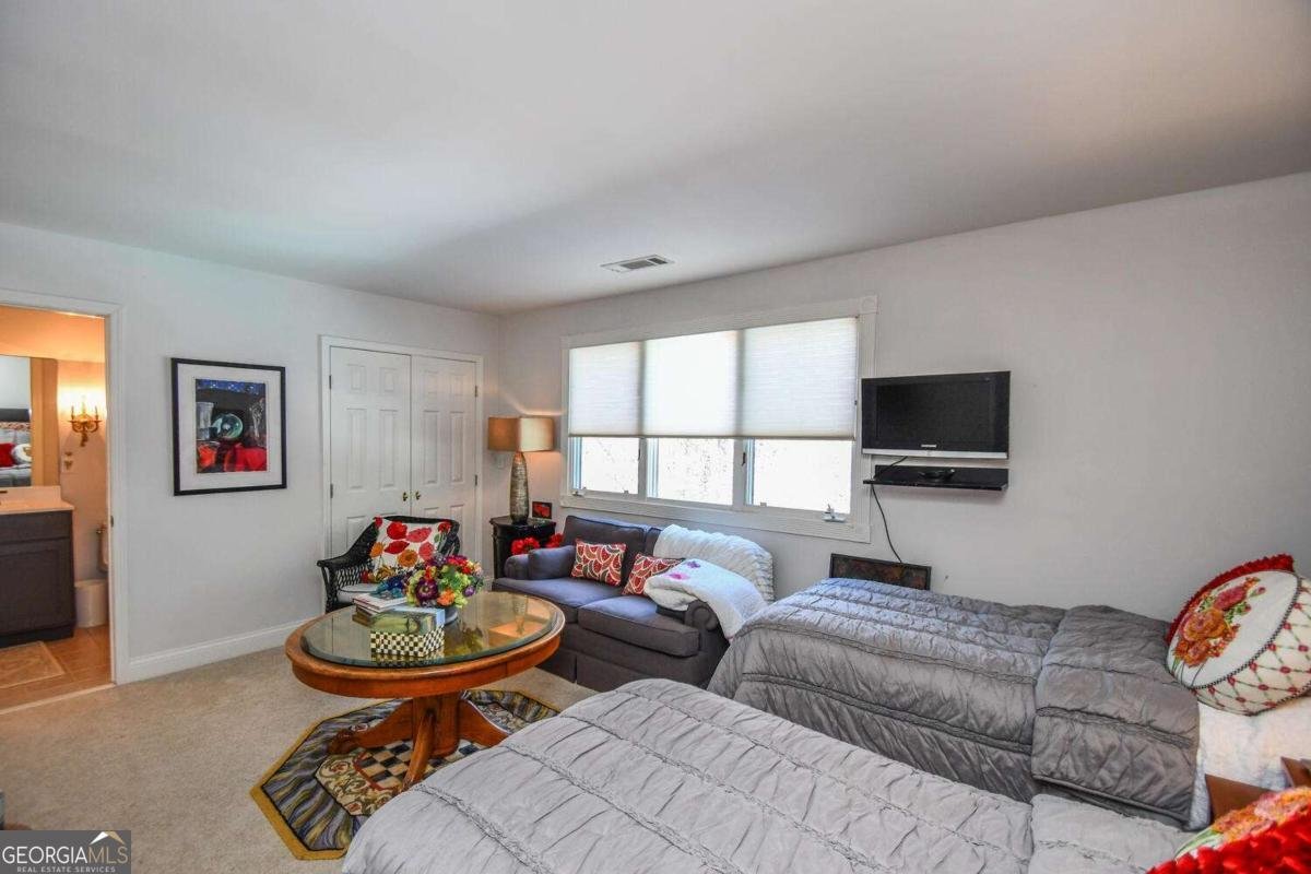2901 Club Place Gainesville - 32