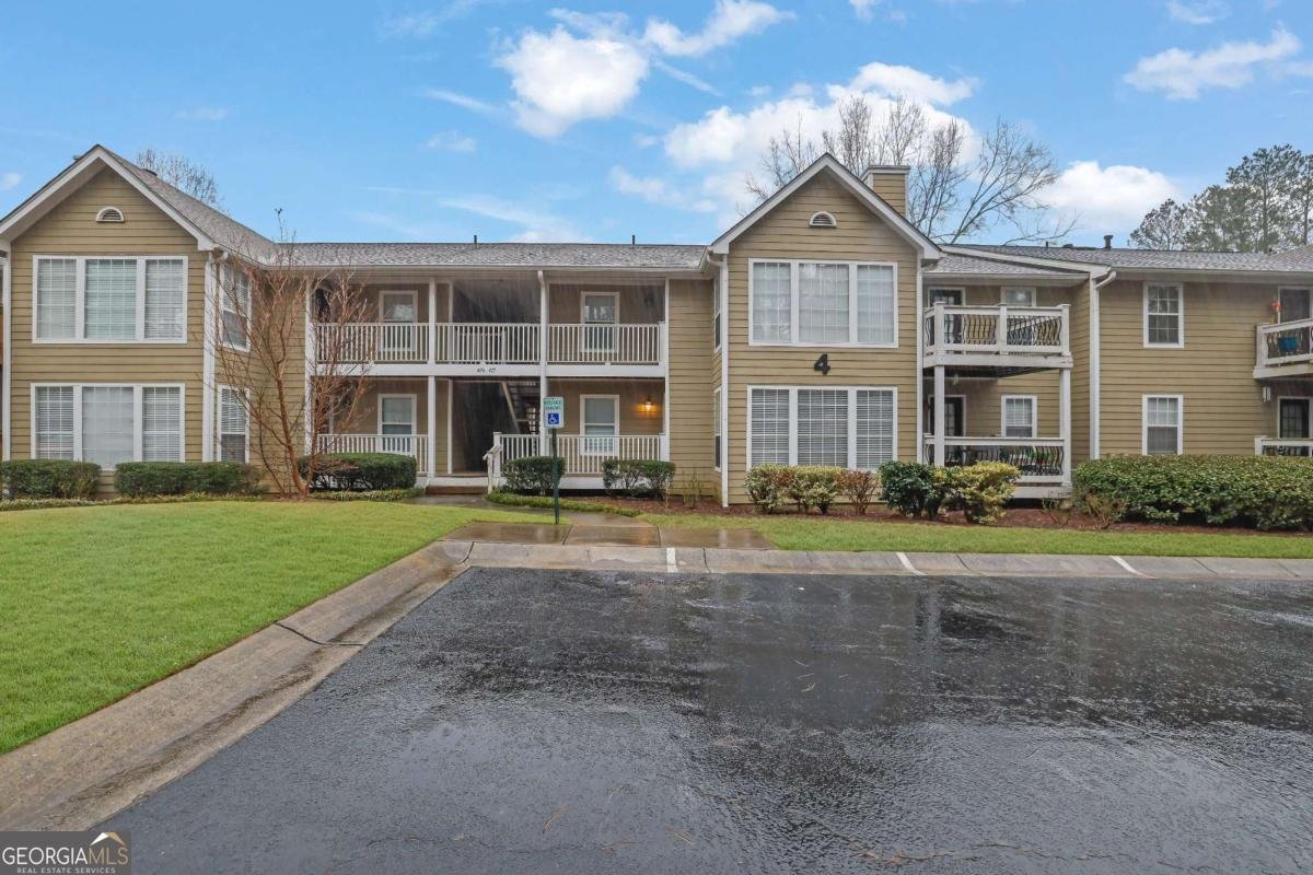 411 Berkeley Woods Drive Duluth - 2