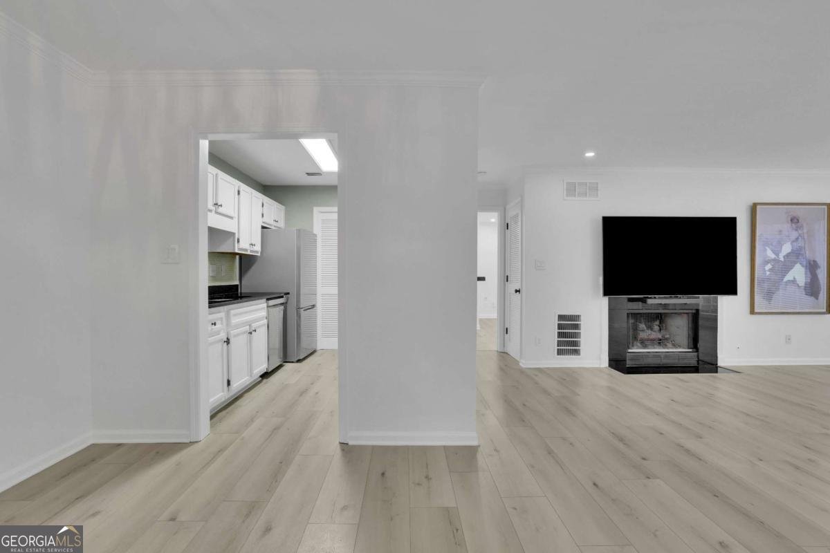 411 Berkeley Woods Drive Duluth - 28
