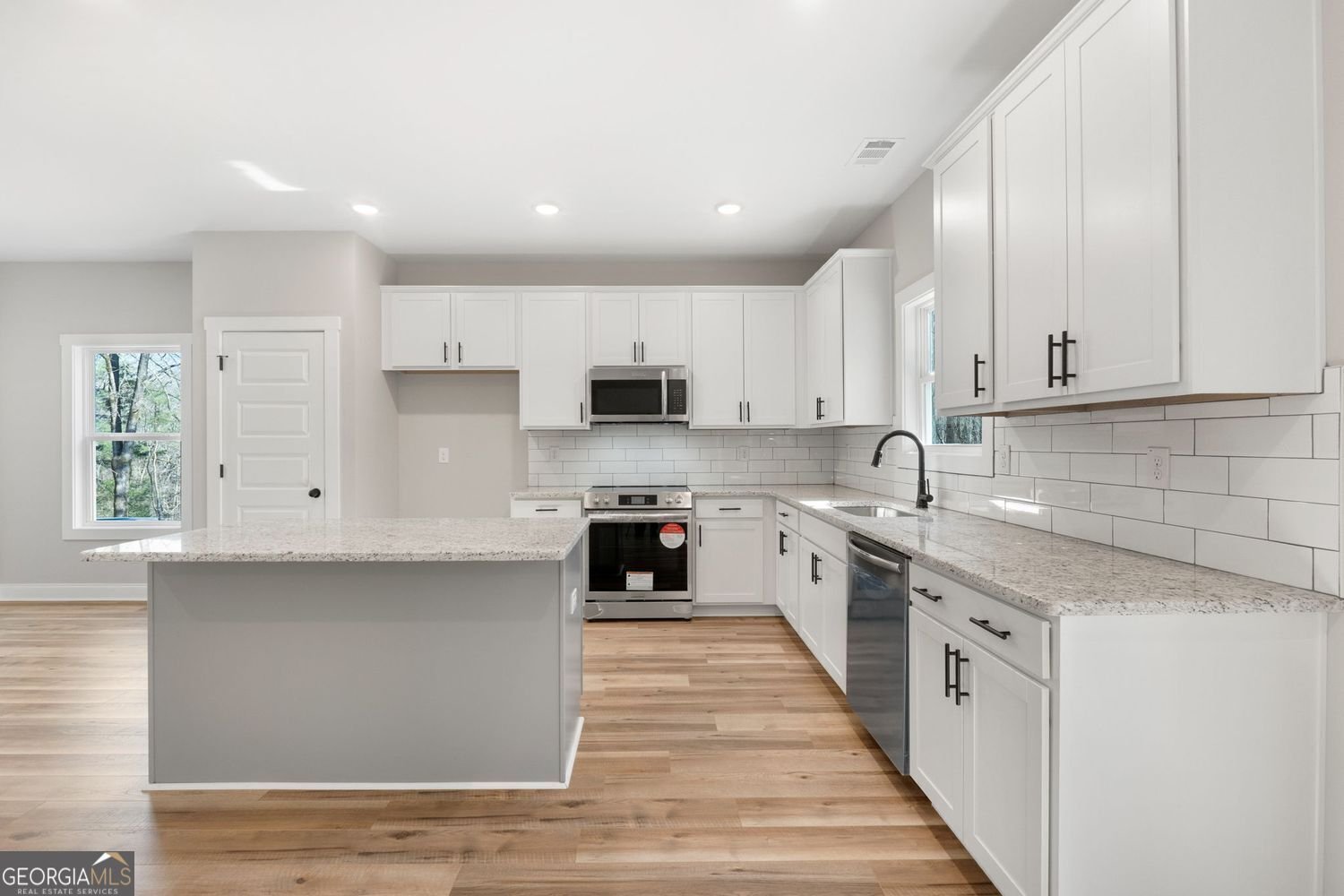 1578 English Road Forsyth - 13