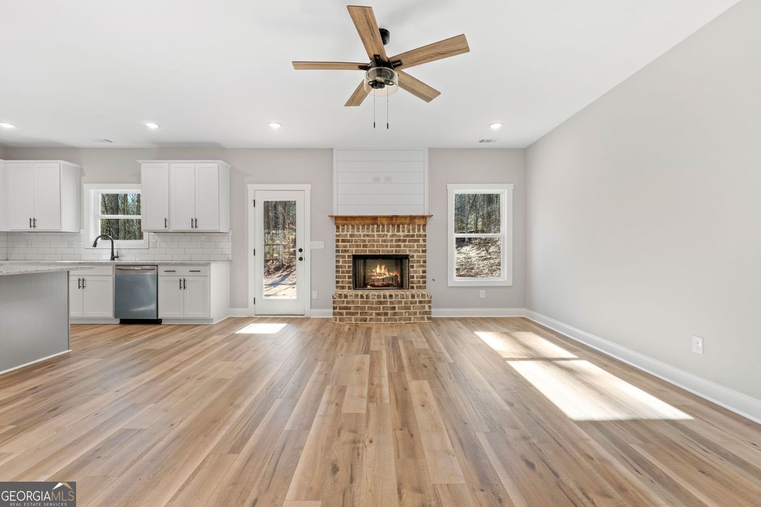 1578 English Road Forsyth - 14
