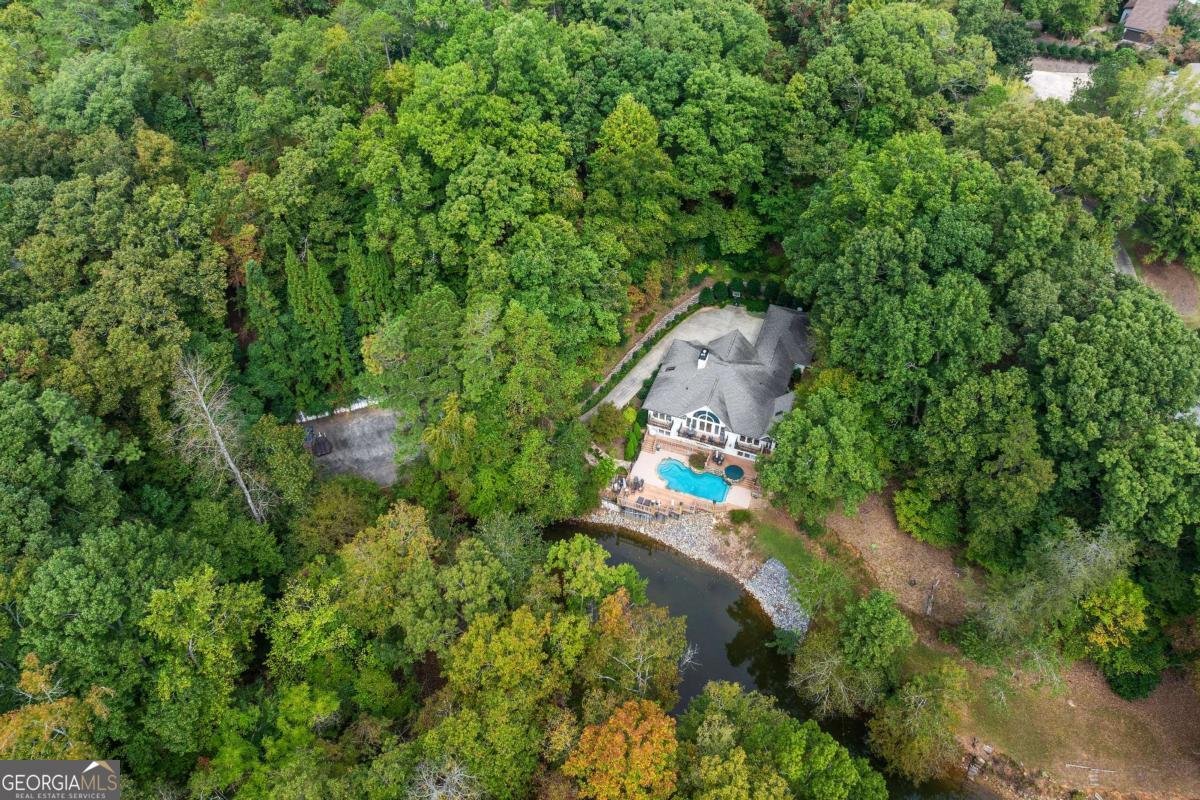 955 Lake Drive Gainesville - 24