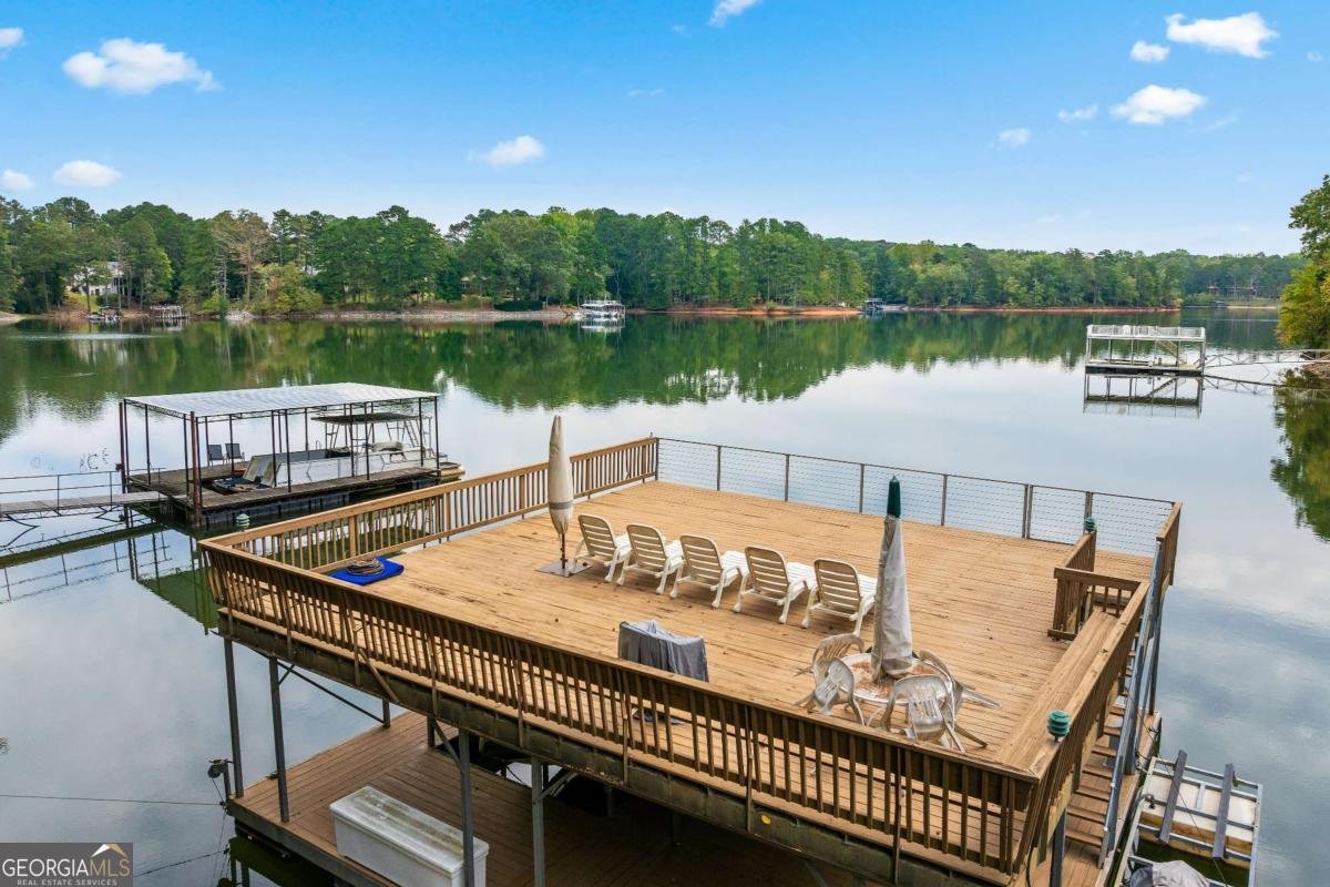 955 Lake Drive Gainesville - 31