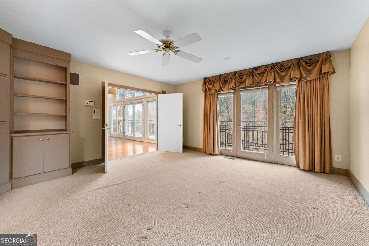 955 Lake Drive Gainesville - 47