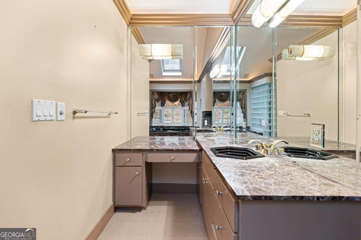 955 Lake Drive Gainesville - 51