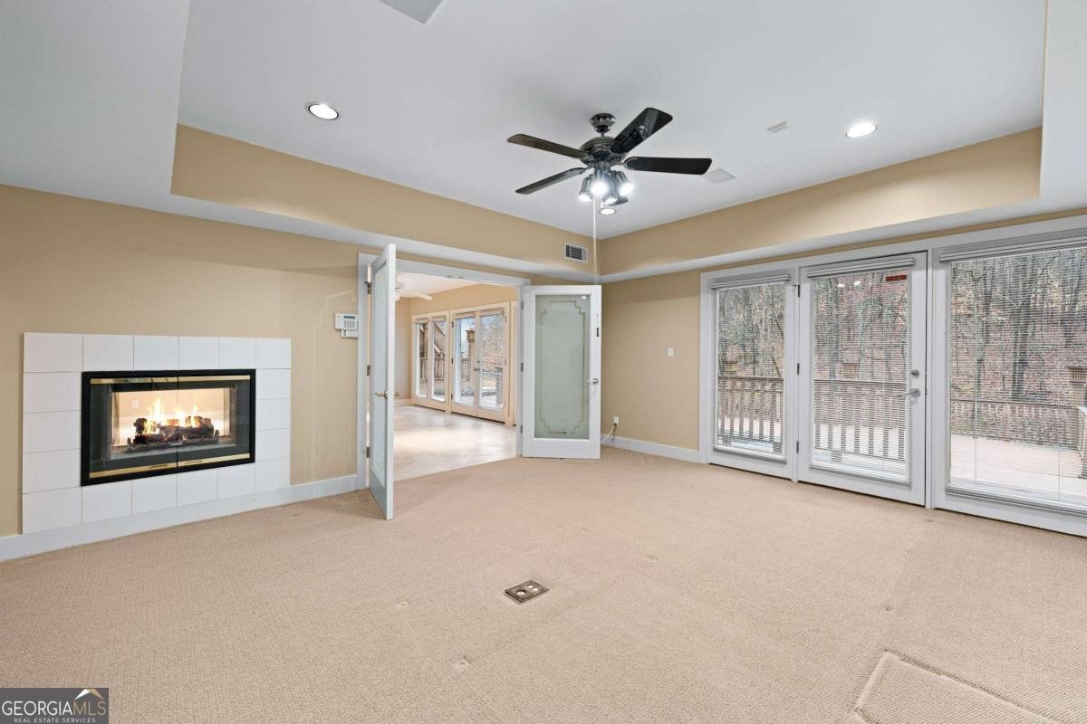 955 Lake Drive Gainesville - 65