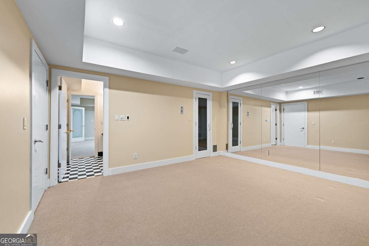 955 Lake Drive Gainesville - 67