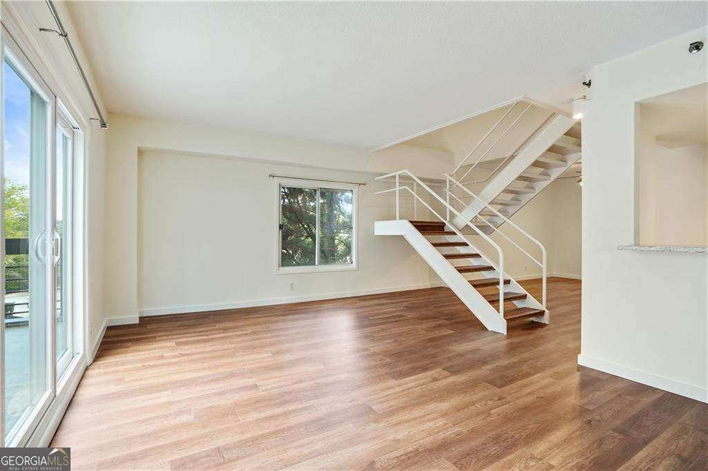 587 Virginia Avenue Atlanta - 6