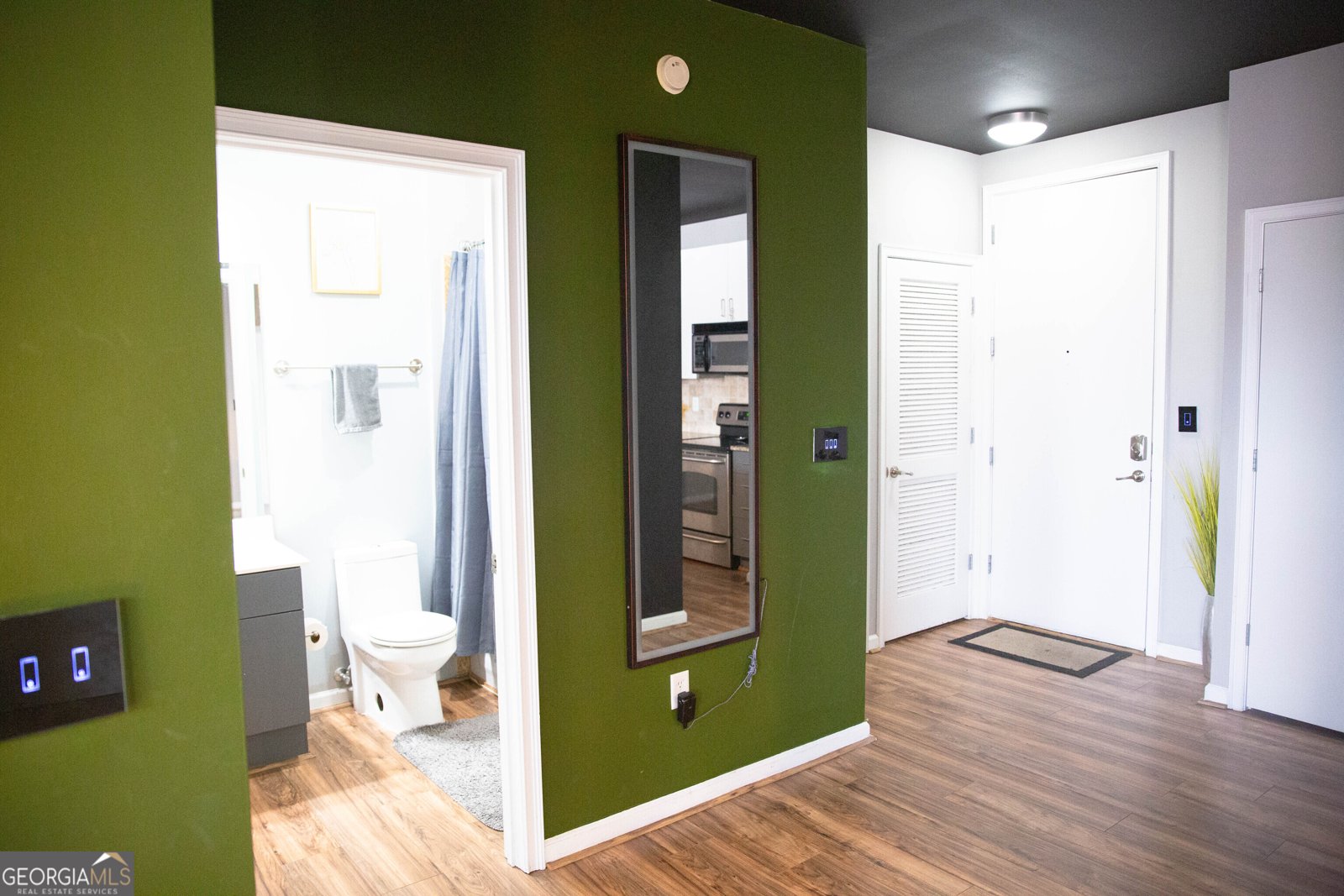 898 Oak Street Atlanta - 1