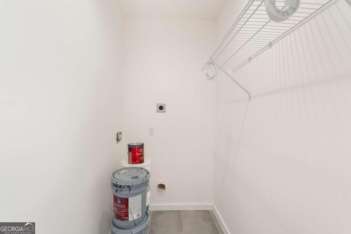 578 Center Hill Avenue Atlanta - 12