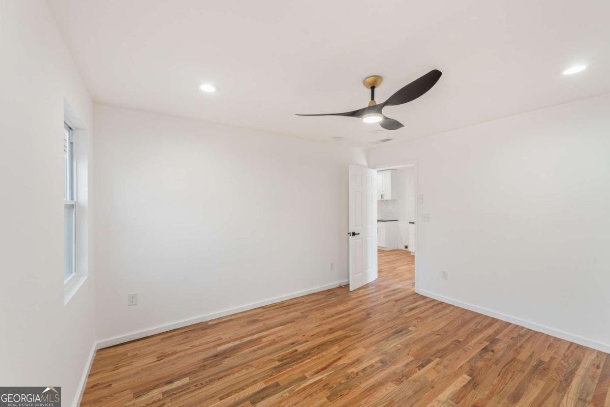 578 Center Hill Avenue Atlanta - 15